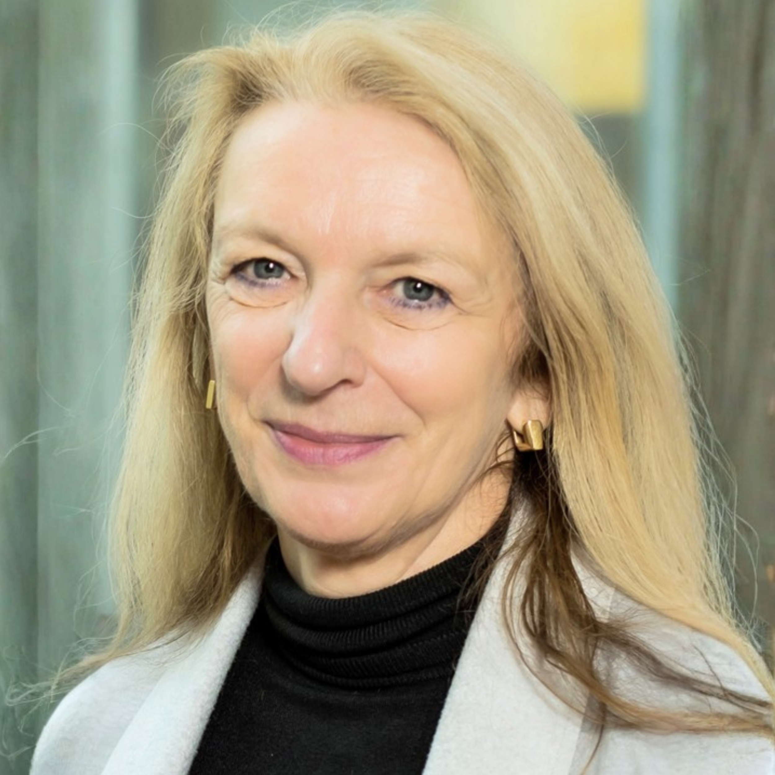 Headshot of James Lapworth